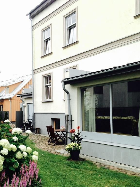 Hotel Vilhelmine Liepāja Extérieur photo
