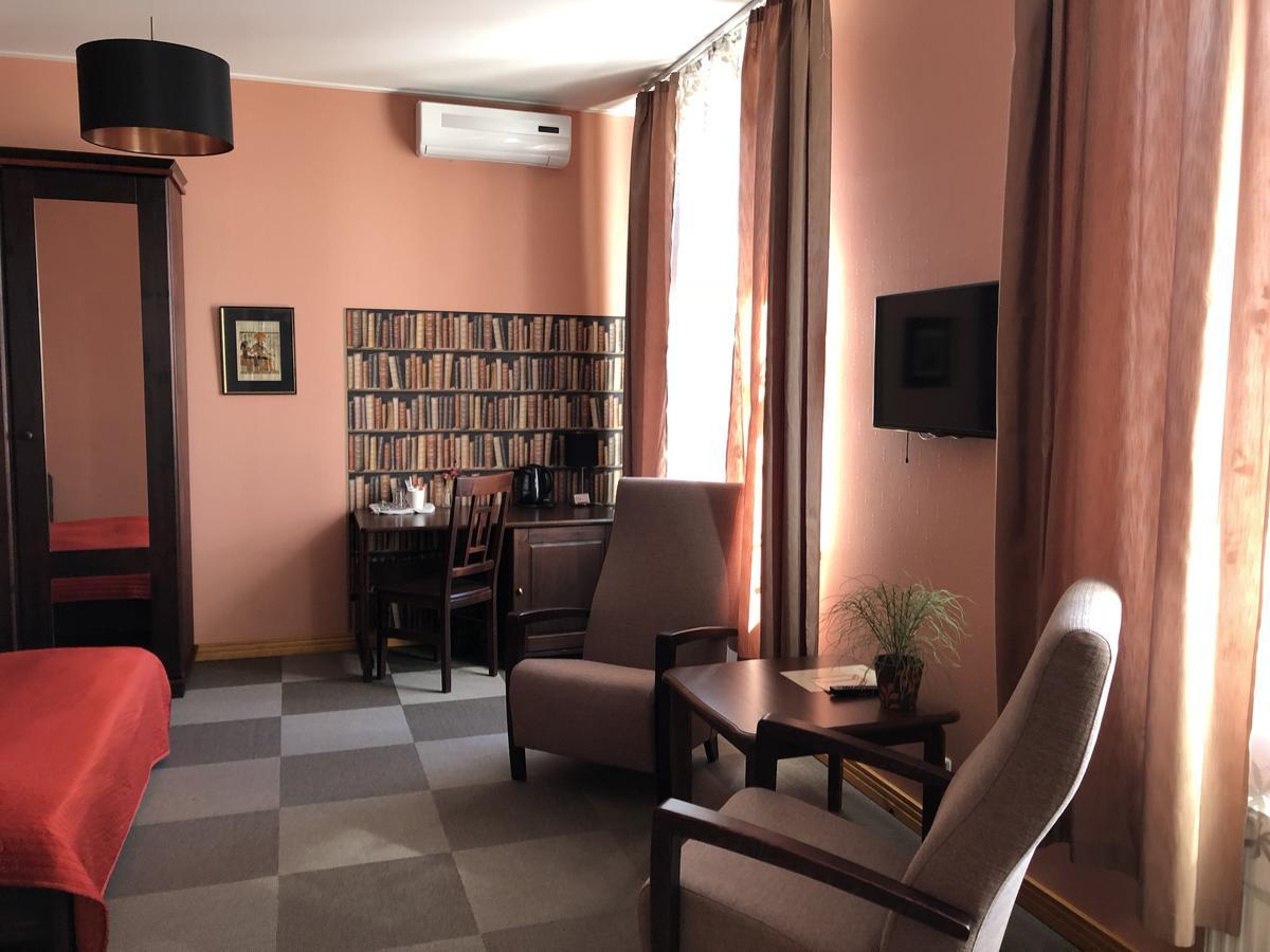 Hotel Vilhelmine Liepāja Extérieur photo